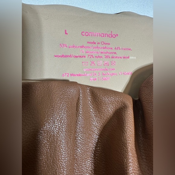 COMMANDO REVOLVE Faux Leather Cropped Flare Pants Large - Picture 6 of 7